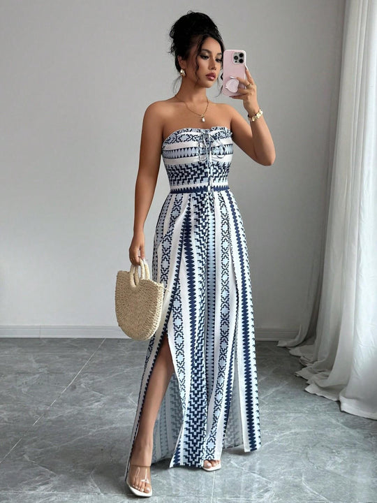 👗 Geometric Jumpsuit with Halter Neckline & Side Slit – Unique print & elastic back