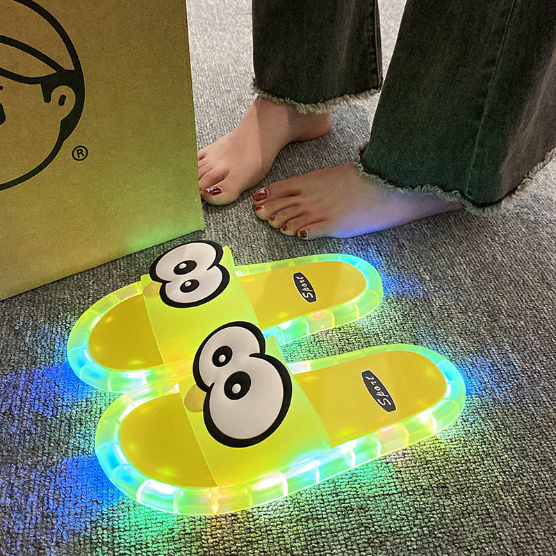 ⏳Limited Time 50% OFF⏰Cute slippers with cartoon motifs that glow
