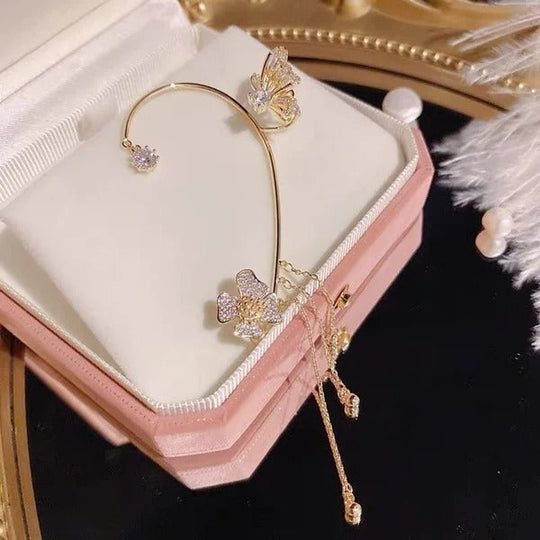 💕50% discount💕Simple ear clips with butterfly and flower motifs & tassels – elegant & comfortable, no piercing required 🌸🦋