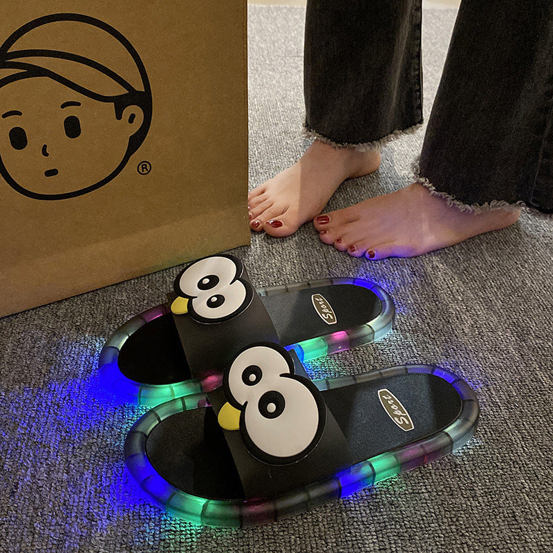 ⏳Limited Time 50% OFF⏰Cute slippers with cartoon motifs that glow