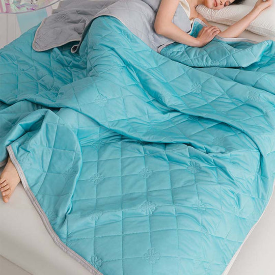 🥳2026 HOT SALE🥳❄️ 50% OFF! Cooling Comforter – Dual‑sided, Q‑Max≥0.4 fabric. One side cools, one side breathes. Sleep sweat‑free! 🌙✨