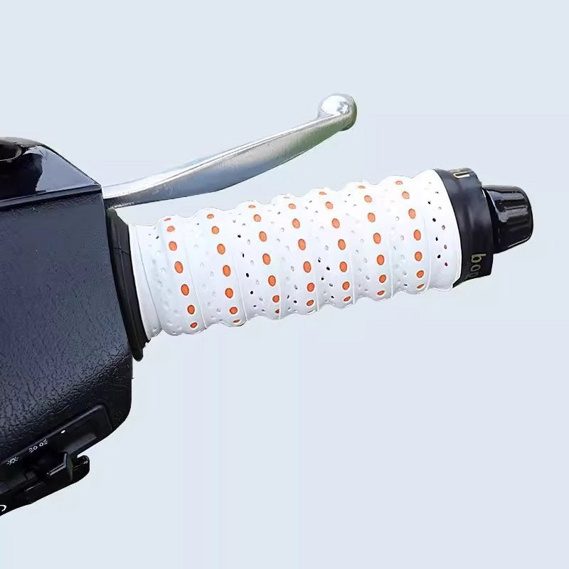 💯POSLEDNÍ DEN VÝPRODEJ S 50% SLEVOU🔥 Protiskluzová měkká silikonová páska na řídítka motocyklu
