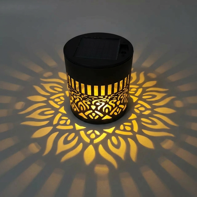 ☀️ Solární mandala světlo do zahrady &  terasa – stojací lampa 2 v 1 &  nástěnné svítidlo – Dekorativní světelná dekorace s vintage efektem – Nerezové &  odolný