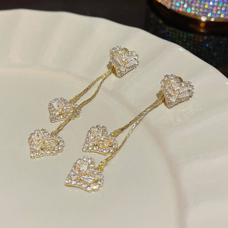 🔥Limited Time Special Price !!🎉Romantic Long Chain Heart Drop Earrings