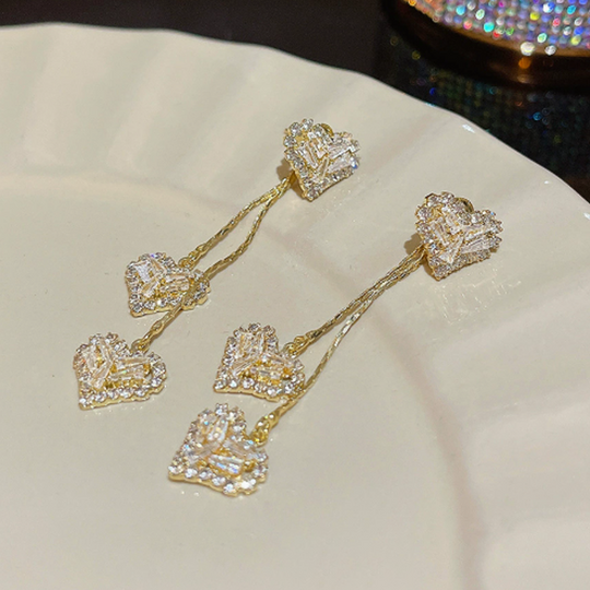 🔥Limited Time Special Price !!🎉Romantic Long Chain Heart Drop Earrings